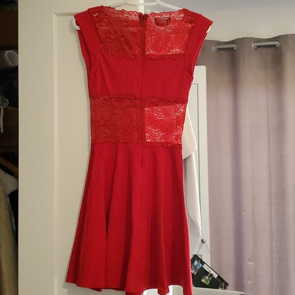 Bebe Lace cut out dress - Picture 2 of 2